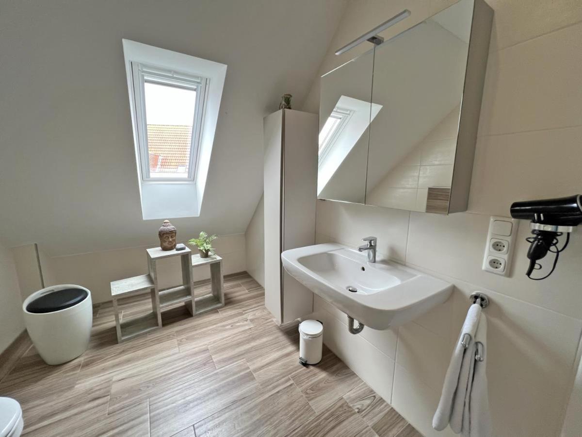 Ferienwohnung Hafenblick - Wunderbare Erholung Am Hafen ノルトダイヒ エクステリア 写真