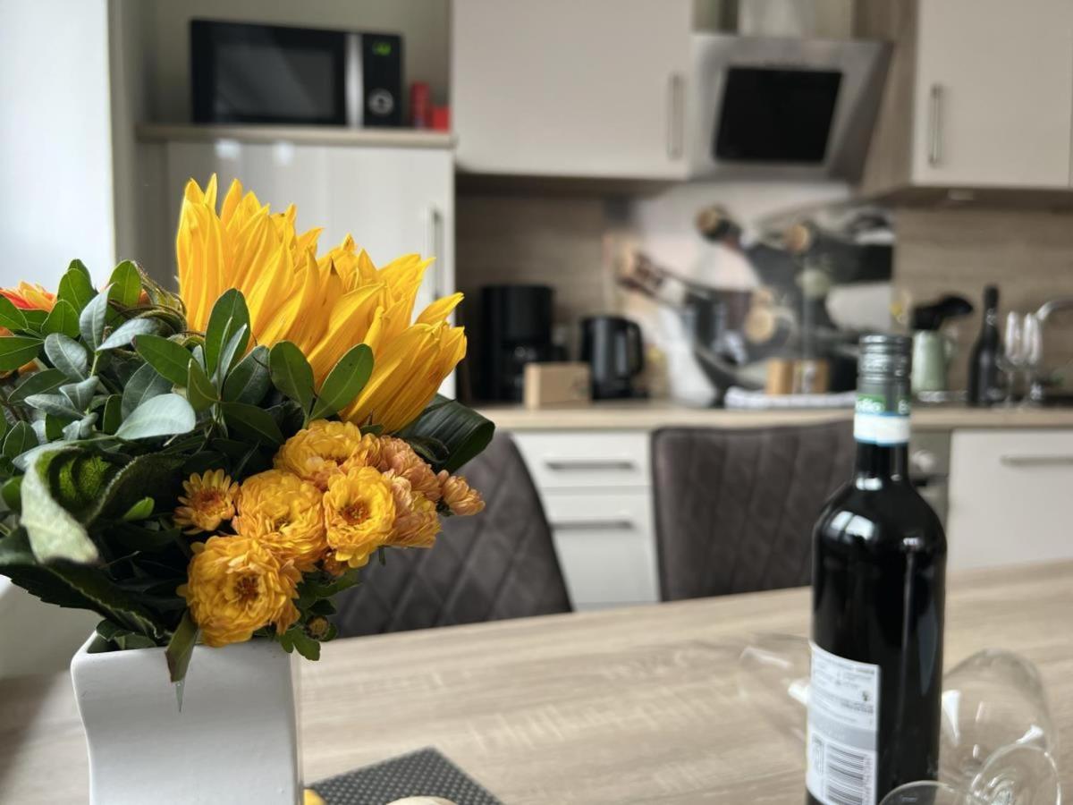 Ferienwohnung Hafenblick - Wunderbare Erholung Am Hafen ノルトダイヒ エクステリア 写真